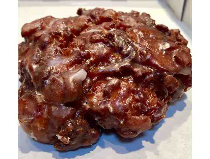 Randy's Donuts - $40 Gift Certificate