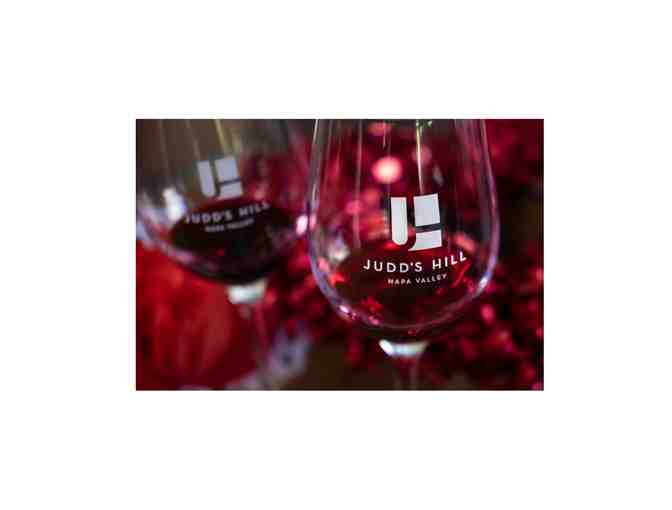 Judd's Hill Winery - Wine Tasting for 4 & One Day Membership