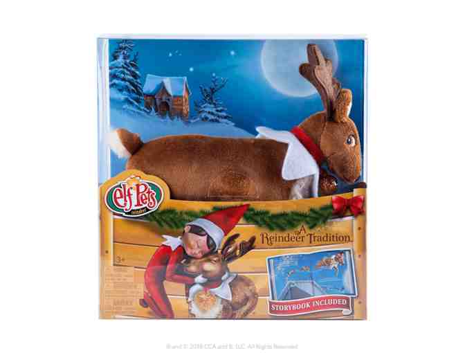 The Elf on the Shelf - Deluxe Gift Basket