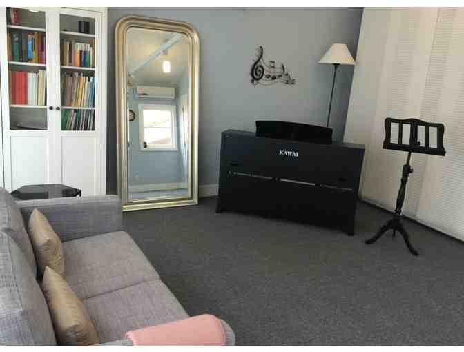 Voice by Melissa - 1 Hour Voice Lesson (or Two 30 Minute Lessons)