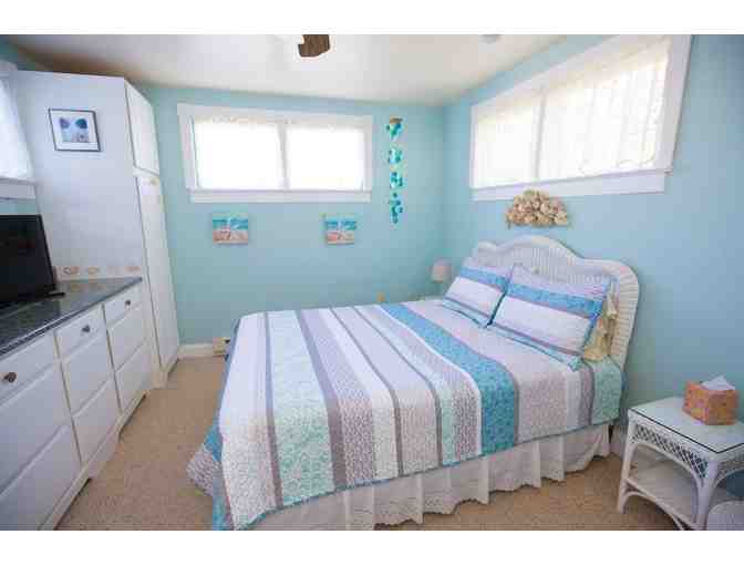 Spring or Fall 4 Day, 3 Night Stay in Beautiful Cape May, NJ Condo