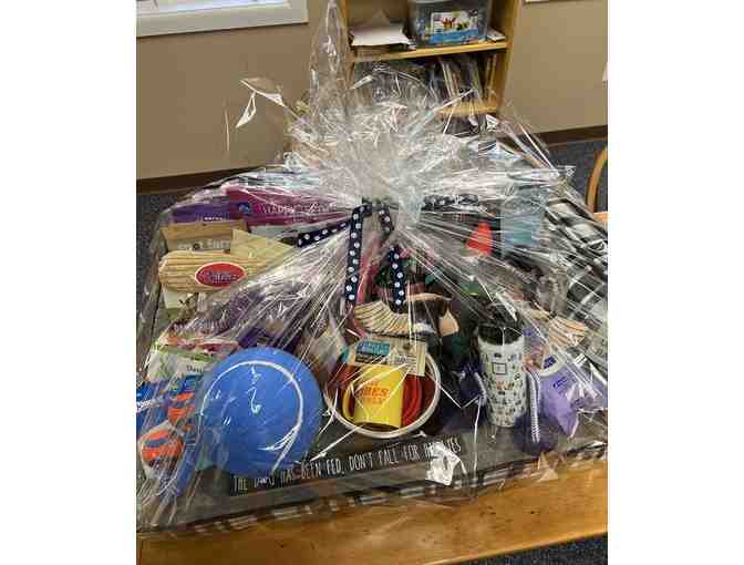 Dog Lovers Basket