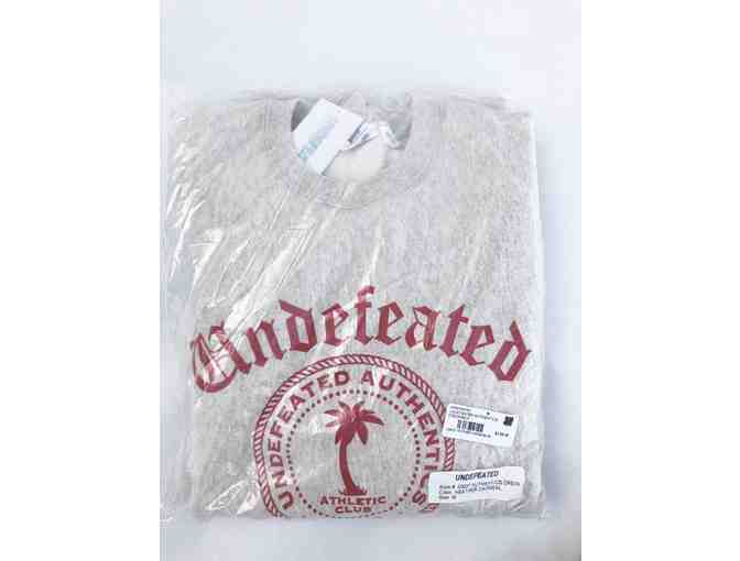Undefeated Authentics Crewneck Sweater, M