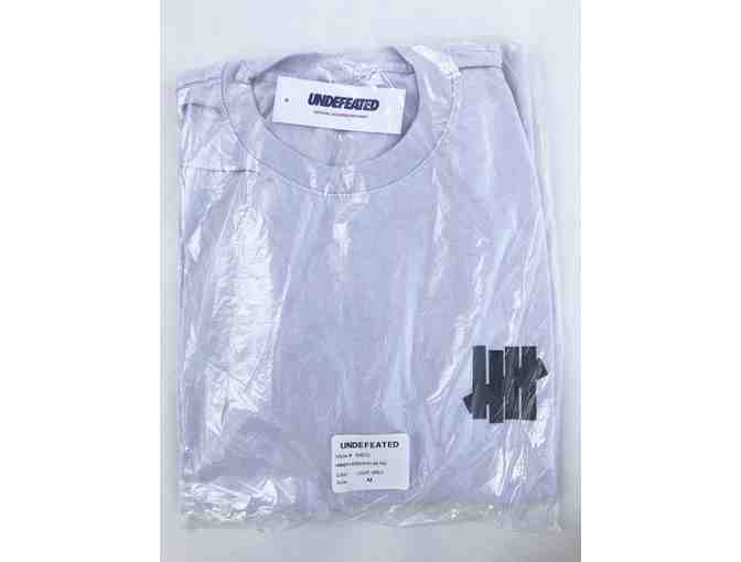Undefeated Icon Short Sleeve T, Light Grey, Size Medium