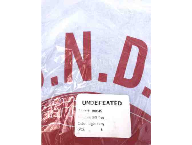 UNDEFEATED U.N.D ALL STARS Short Sleeve T, Light Grey, Size Large