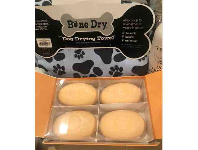 Bath set for mom and pup