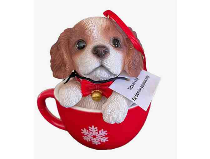 Hand-Painted Cavalier Puppy in Holiday Cup Ornament - Photo 1