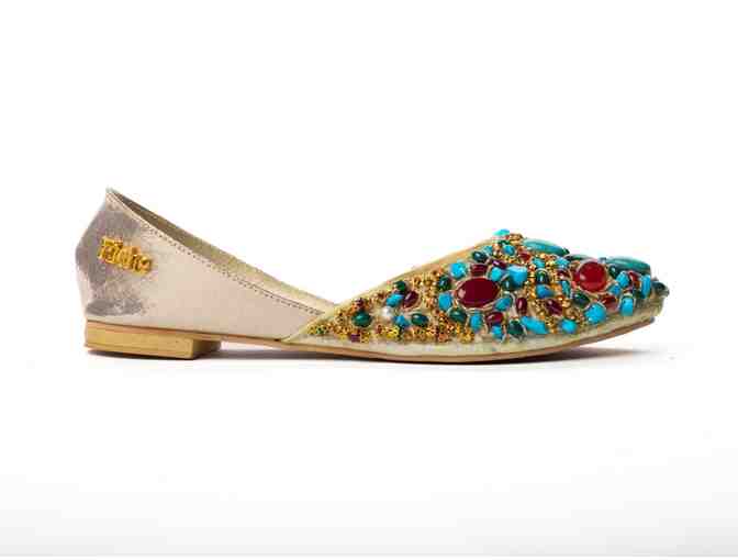Luxury Footwear: Gem - Fuerza Flats, Size 7