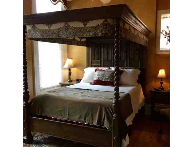 Romantic Evening at Historic DuPont Mansion