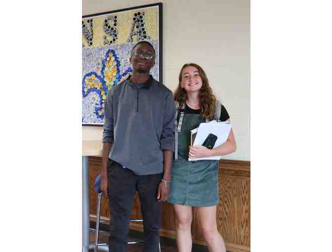 Dress Code Queen or King for the Week - Photo 1