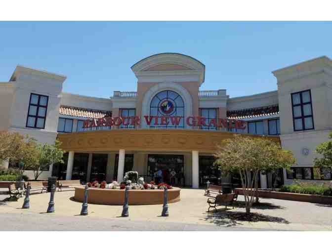 A day at the movies with Mrs. Oakes - Photo 1