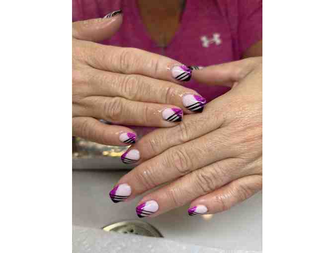 Hi-Tech Nail Spa-Pamper Yourself or a Friend
