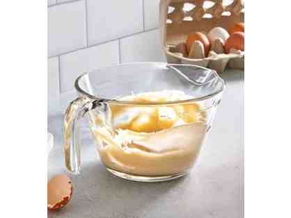 Pampered Chef Small Batter Bowl and 2 Cut and Store Containers