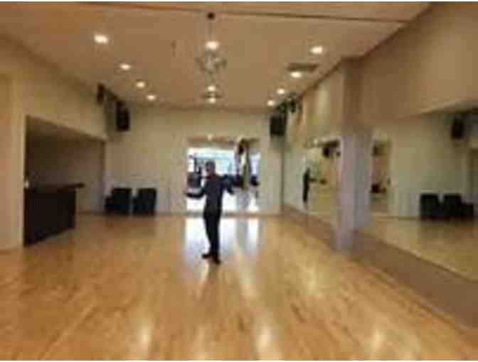 Fred Astaire Dance Studio - Private Lesson & Group Class
