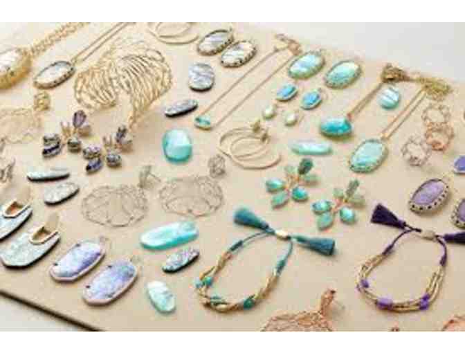 Kendra Scott Jewelry Pull