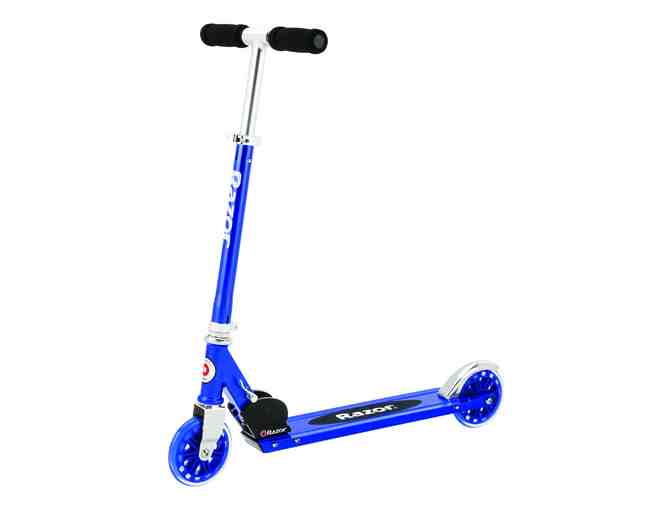 Blue Razer A125 Anodized Scooter