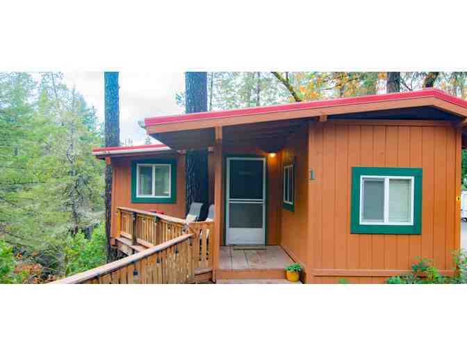 Two Night Stay at a Deluxe Cabin by Jumpoff Joe Creek