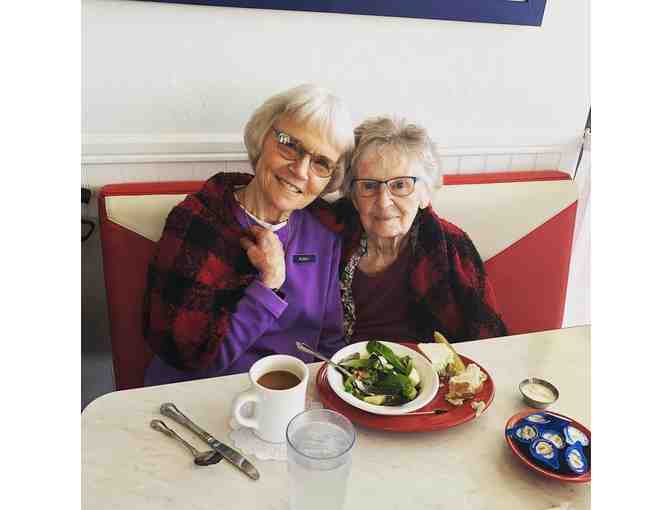 $100 Gift Certificate to Punky's Diner and Pies