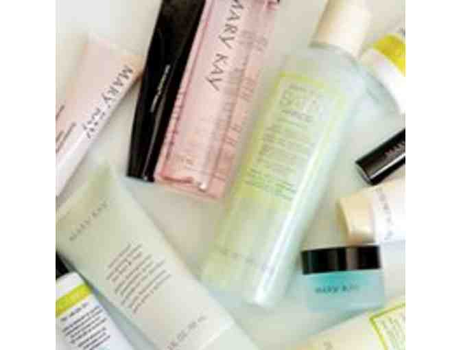 $25 Gift Certificate and Satin Hands Mary Kay Cosmetics Package