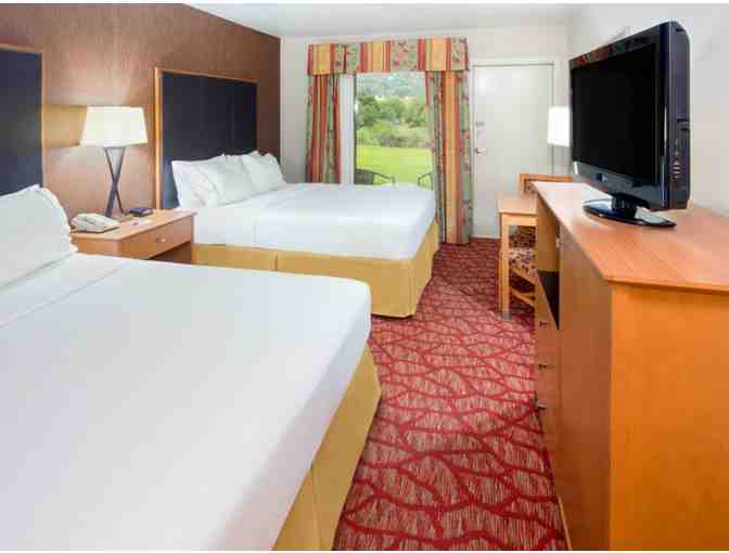 Wild Getaway to Roseburg Package