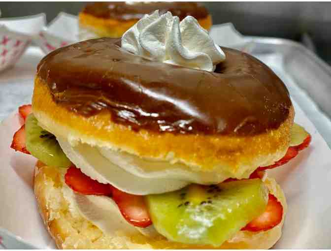 $15.95 Gift Certificate to Puck's Donuts