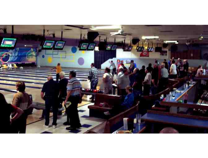 Date Night at Caveman Bowling - Photo 3