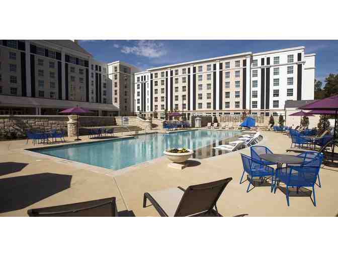 2 Nights at the Guest House at Graceland and Graceland Tour for 2