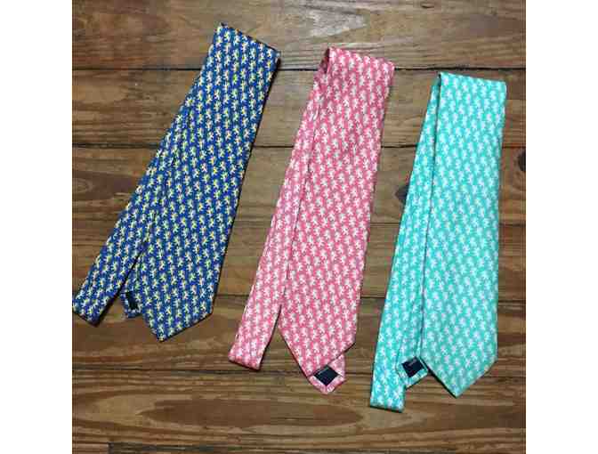 Tie from Vineyard Vines