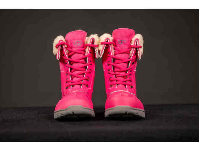 UGG Butte II CWR Boot Kid's (Size 13 - Pink)