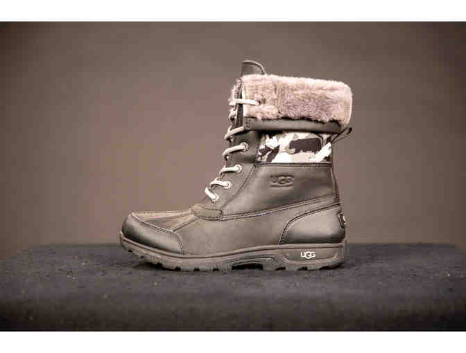 UGG Butte II Backcountry Camo Boots Kid's (Size 6 - Black)