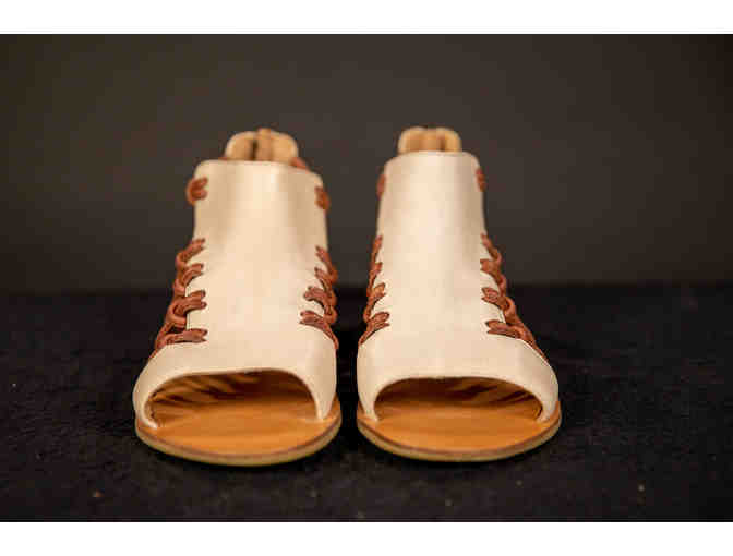 Koolaburra Santa Barbara Sandal (size 8 - tan)