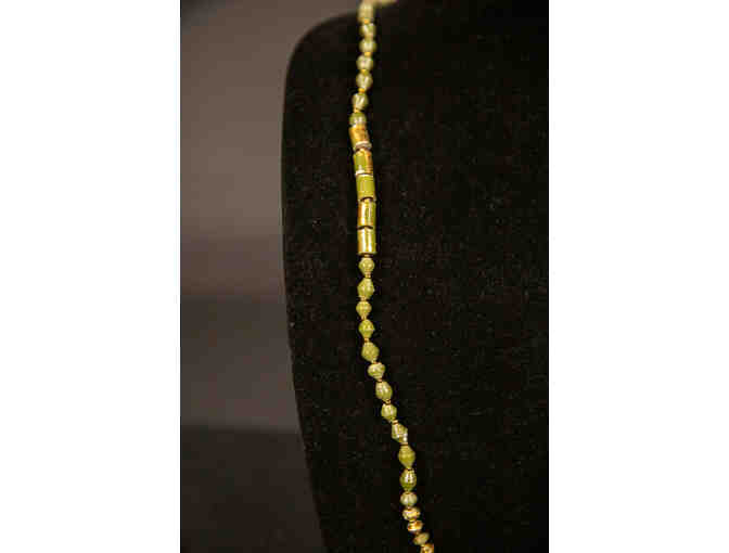 31 Bits - Raverie Row Necklace Green