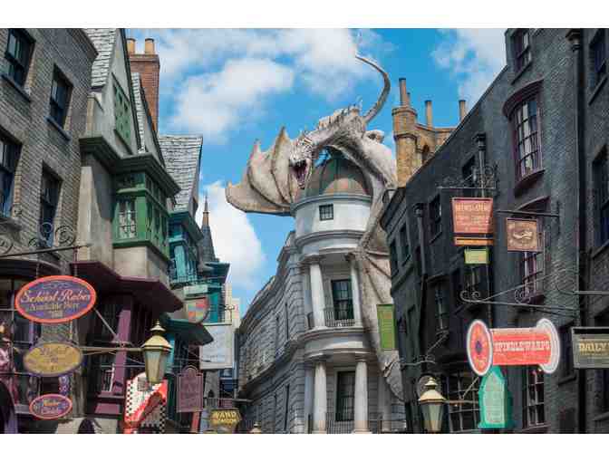 Universal Studios Orlando: (4) 3-Park 1-Day Park-to-Park Tickets