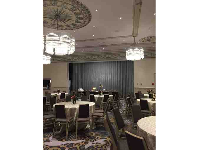 One Night Stay at the Sheraton Commander with Breakfast for two