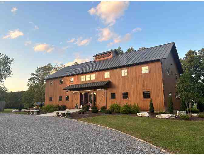 One week stay at Nimbacova Farm (Millboro, VA)