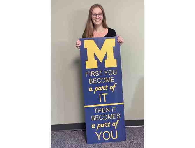 U of M Fanatic Porch Sign - Photo 1