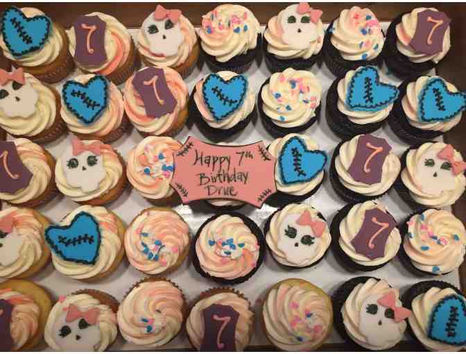 24 Custom-Made Cupcakes