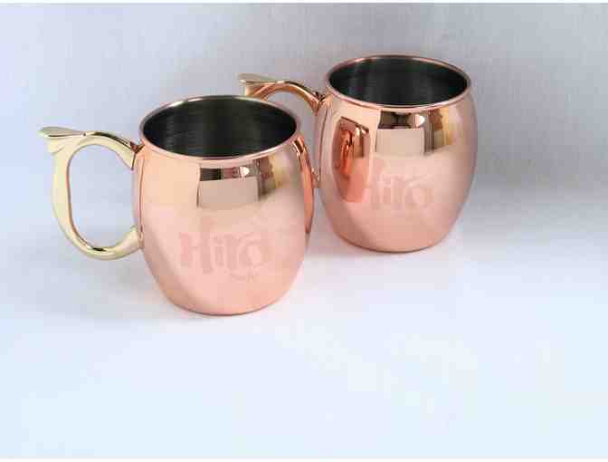 Hiro Sake: Basket with Hiro Sake Products and Glassware