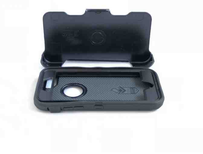 Otterbox iPhone 7 Defender Series Rugged Protection