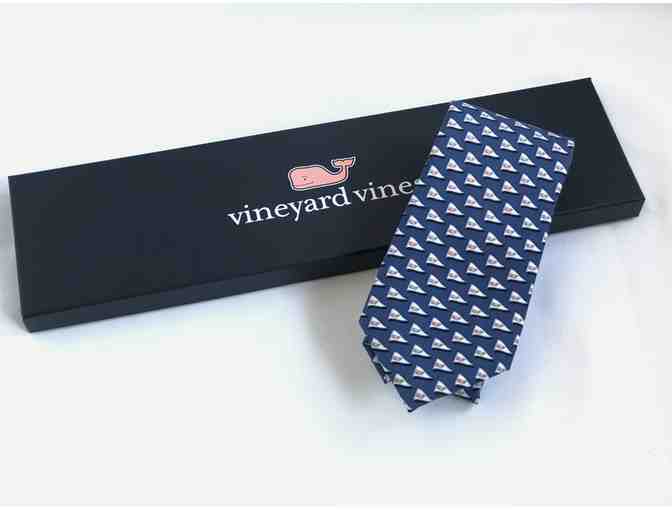 Vineyard Vines: Pendant Whale Silk Tie