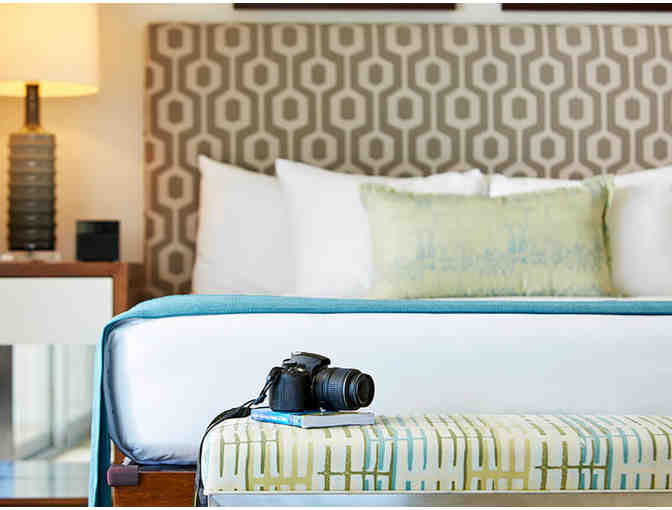 *LIVE ITEM*  Hawaiian Escape Package for TWO: Fly, Stay at the Ilikai, Dine and Shop