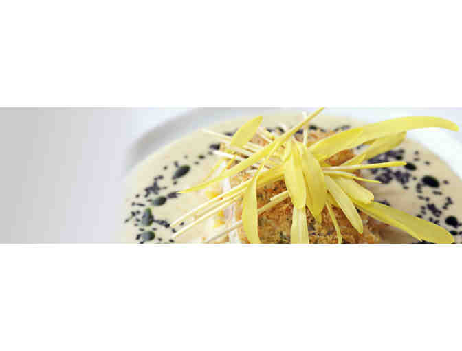 *LIVE ITEM*  Hawaiian Escape Package for TWO: Fly, Stay at the Ilikai, Dine and Shop