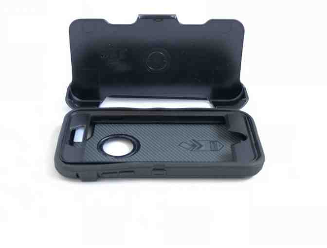 Otterbox iPhone 7 Defender Series Rugged Protection