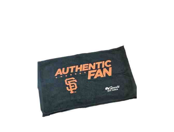 San Francisco Giants: Autographed Photograph by Mark Melancon with Authentic Fan Rally Rag