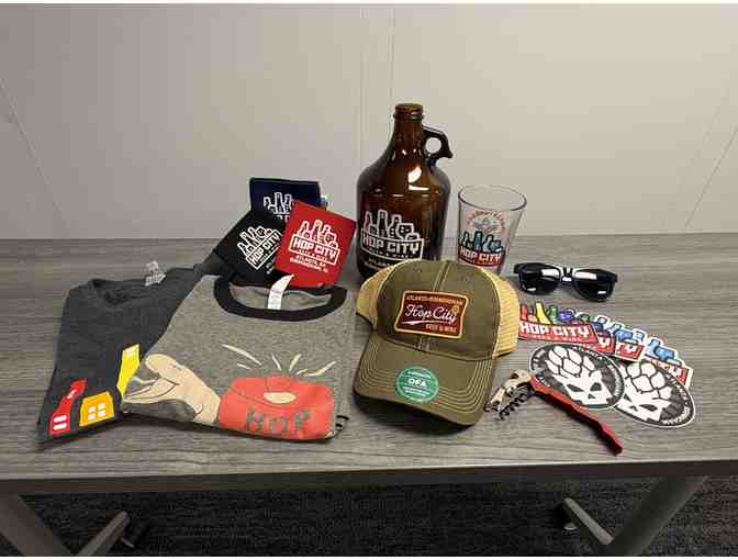 Hop City Premium Wine Collector's Set (6 Bottles) and Craft Beer Accessories