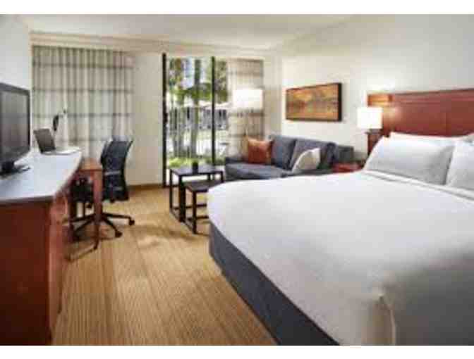 Two night stay at Hotel MdR with breakfast for two and parking