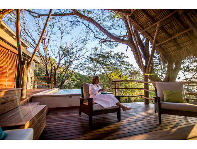 2 Nights in Ocean View Bungalow w/Plunge Pool at Morgan's Rock Hacienda & Lodge Nicaragua