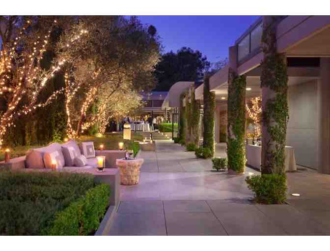 One-Night Accommodation in a Superior Room with Breakfast at Luxe Sunset Boulevard Hotel