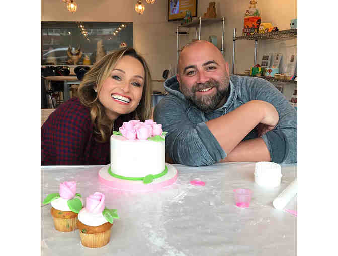 Cake Decorating Session for 2 guests at any Duff's Cakemix location