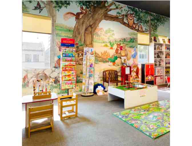 $100 git card for Vroman Bookstore